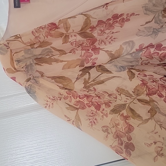 NWT VINCE CAMUTO peachbellini blouse - Picture 13 of 14